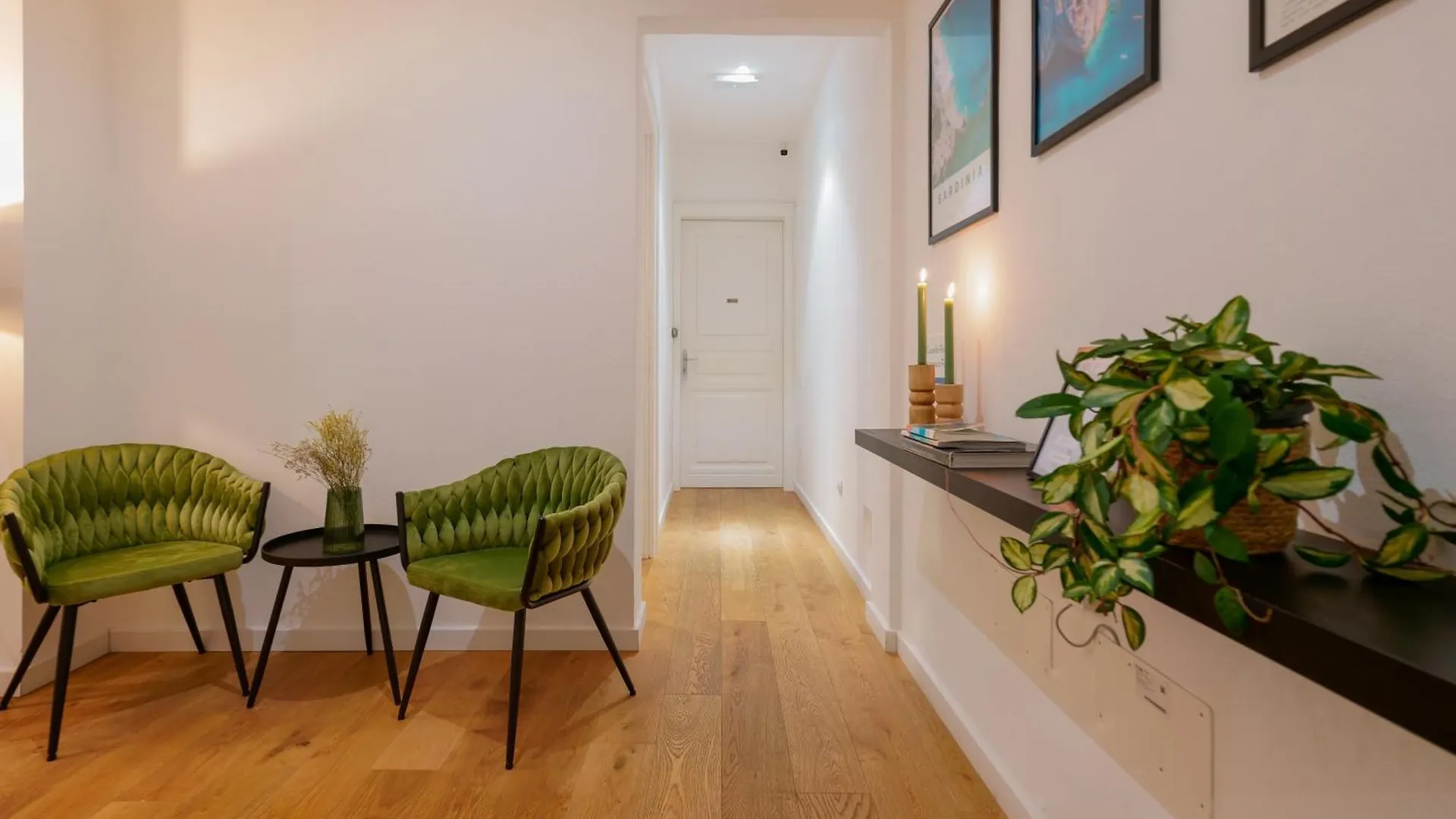 Crossroad Four - Locazione Turistica Bed & Breakfast Cagliari