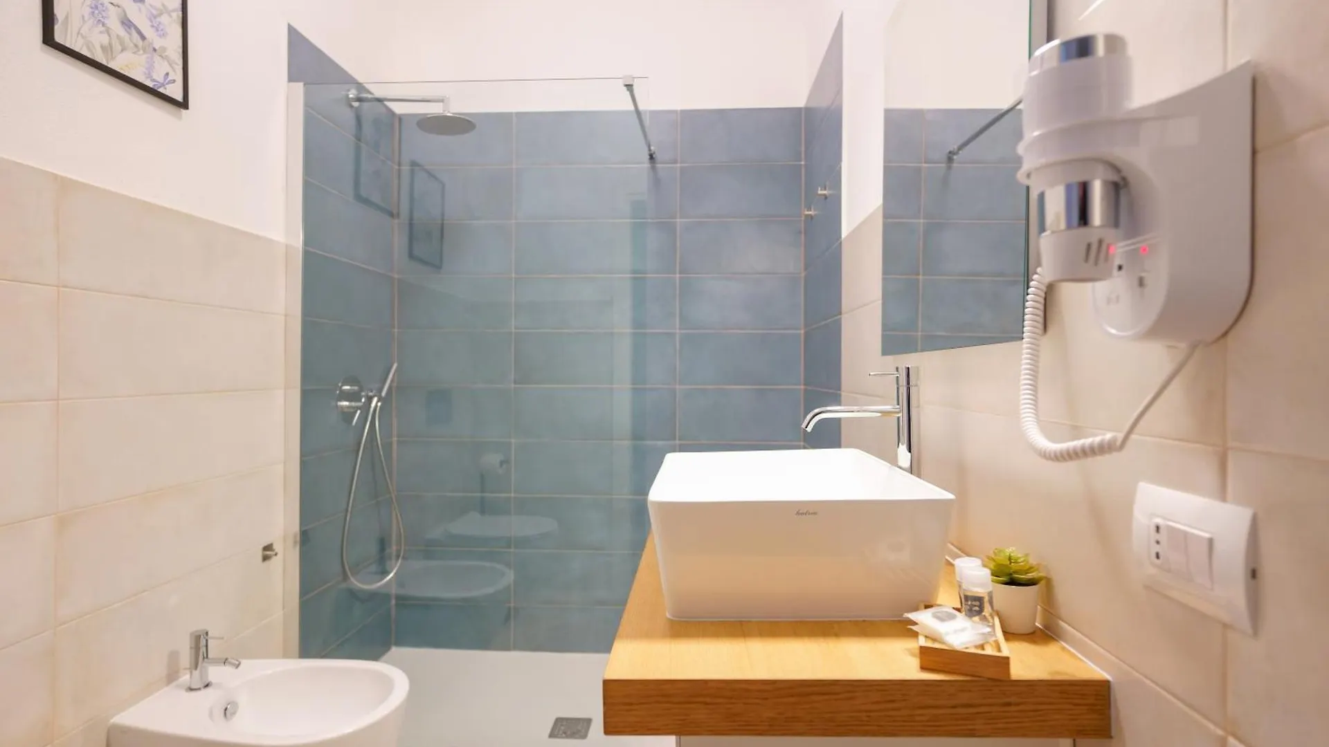 Crossroad Four - Locazione Turistica Bed & Breakfast Cagliari 3*,