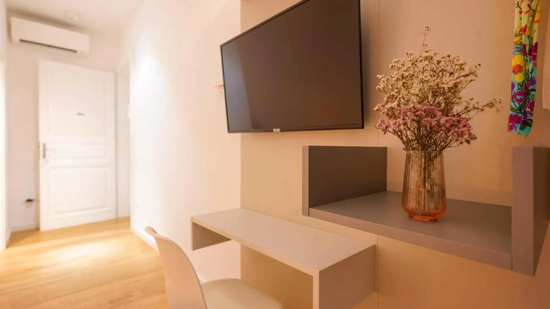Crossroad Four - Locazione Turistica Bed & Breakfast Cagliari